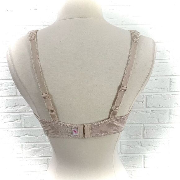 Wacoal Awareness Full Figure Contour Bra 853167 Size 38D - Picture 3 of 4